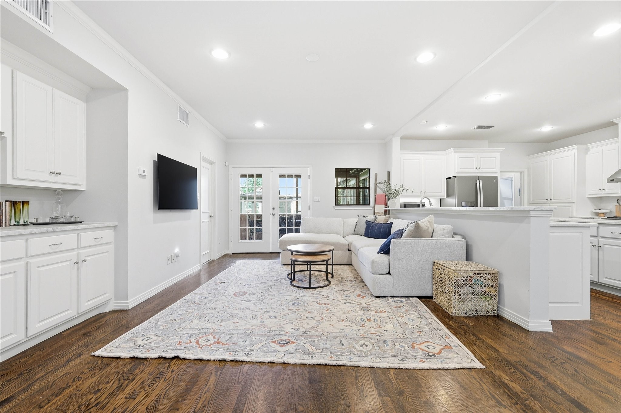6631 Sunnyland Lane Dallas TX 75214