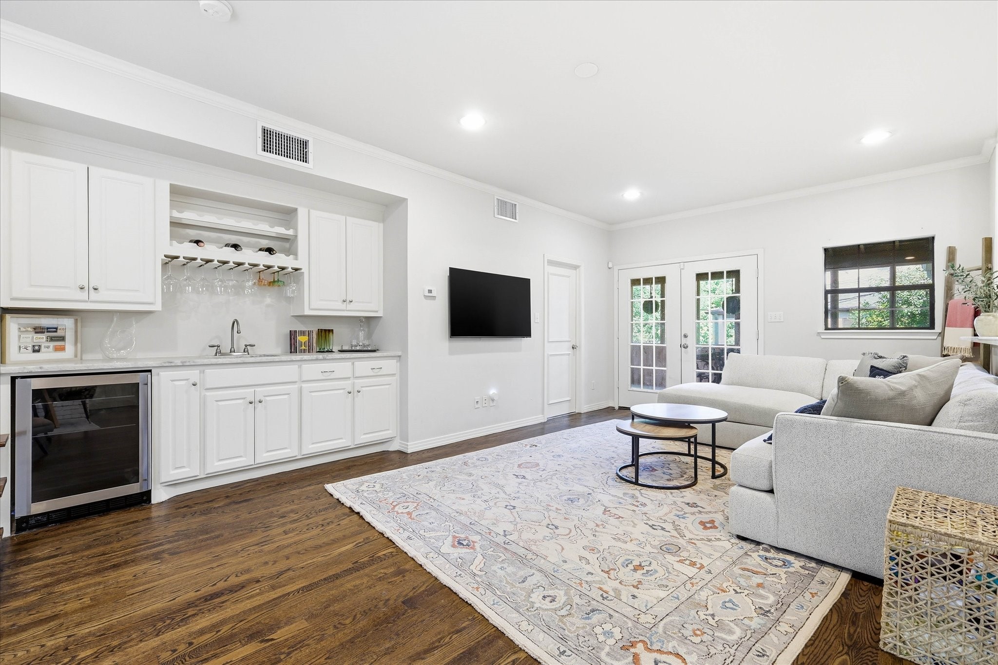 6631 Sunnyland Lane Dallas TX 75214