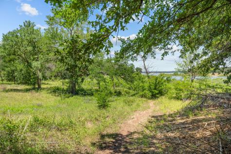 2930 Peninsula Drive Grapevine TX 76051