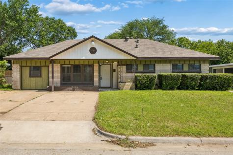 4613 Emerson Street Fort Worth TX 76119
