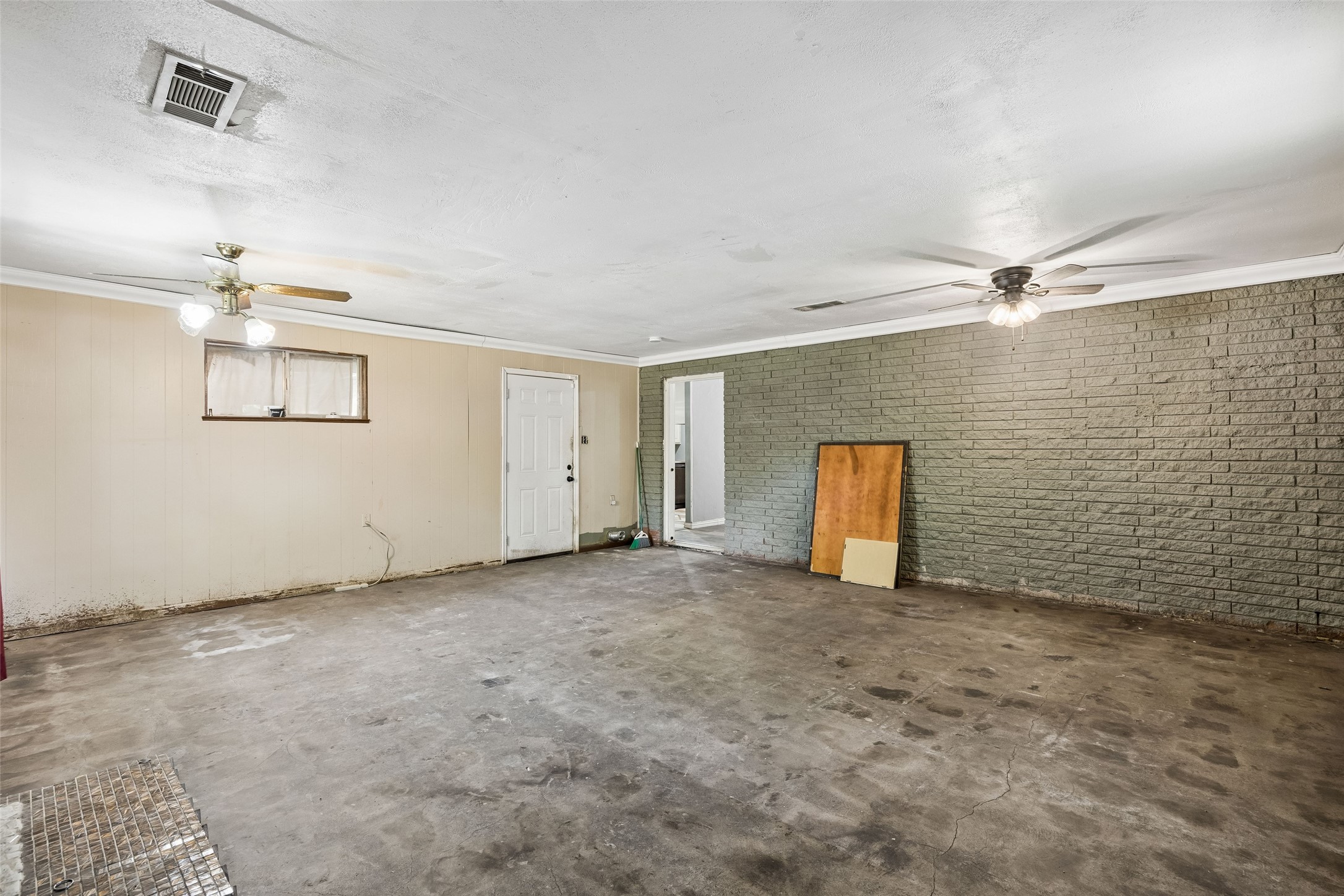 4613 Emerson Street Fort Worth TX 76119