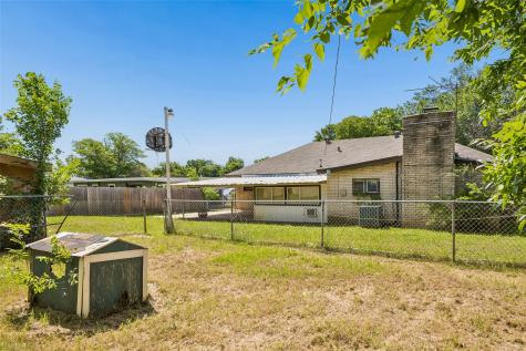 4613 Emerson Street Fort Worth TX 76119