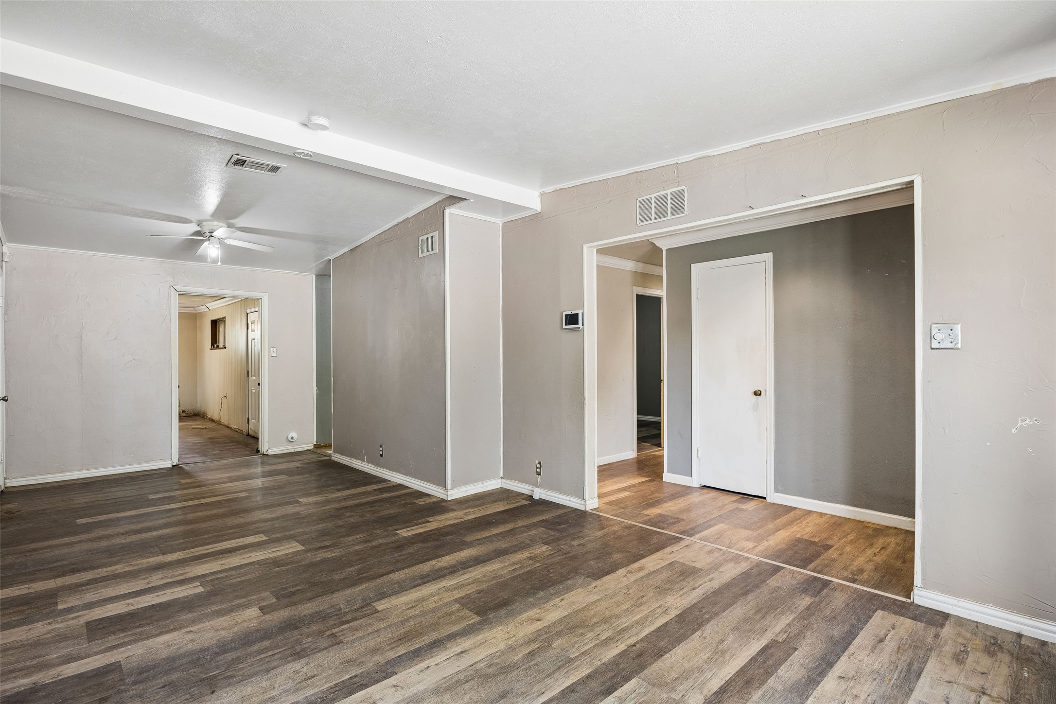 4613 Emerson Street Fort Worth TX 76119