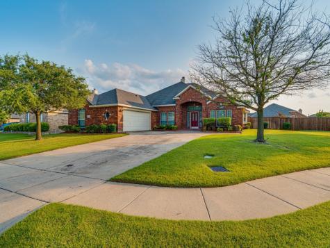 1126 Kardinal Court Midlothian TX 76065