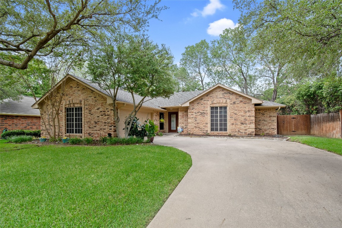 2224 Oak Bluff Drive Flower Mound TX 75028