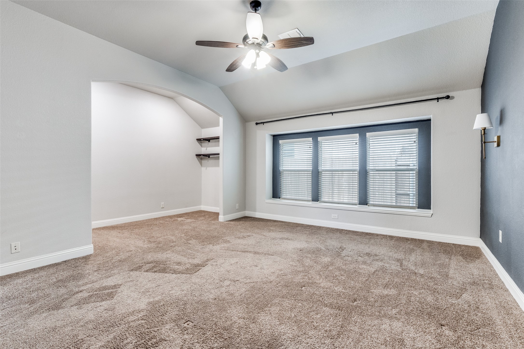 1119 Kettlewood Drive Justin TX 76247