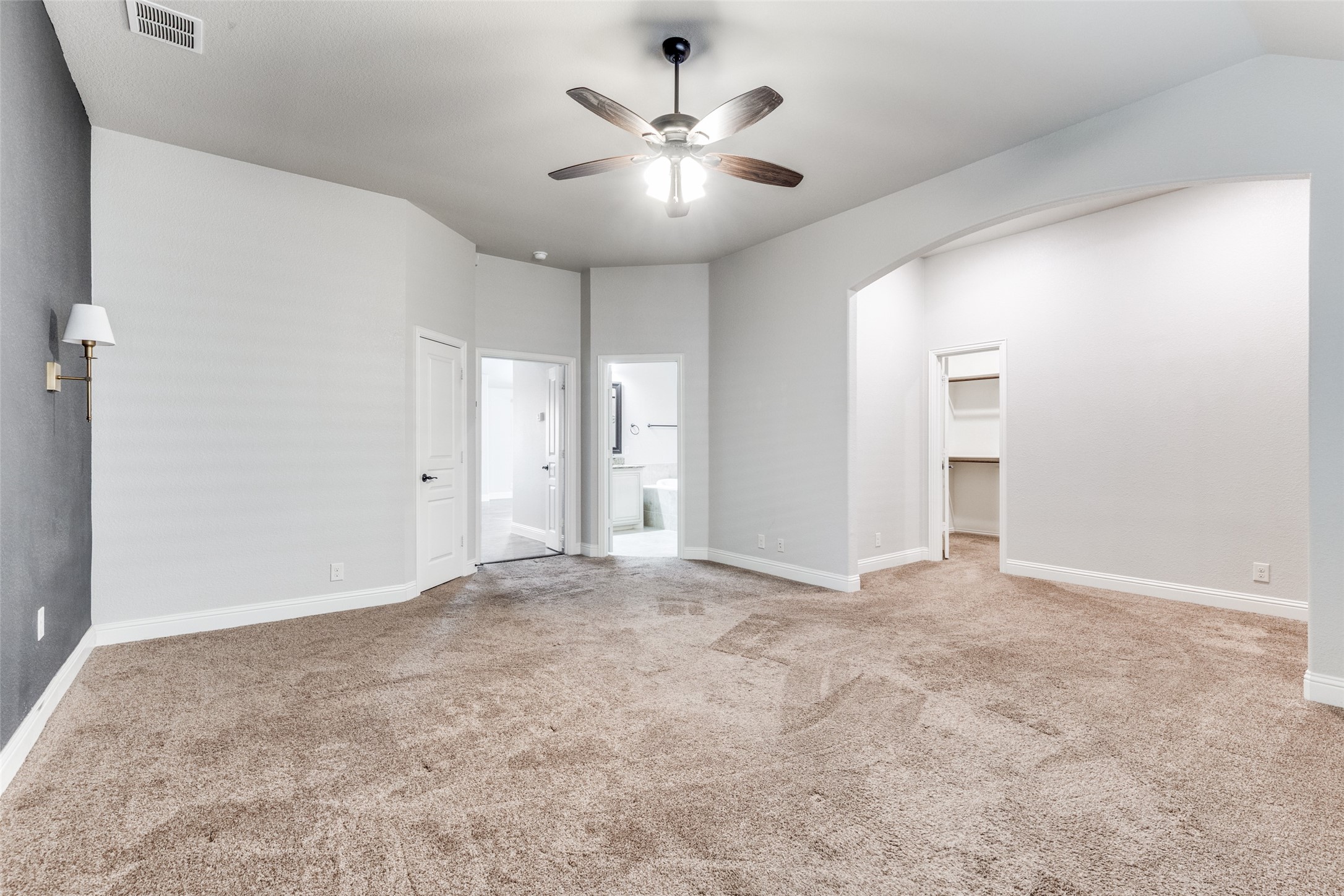 1119 Kettlewood Drive Justin TX 76247