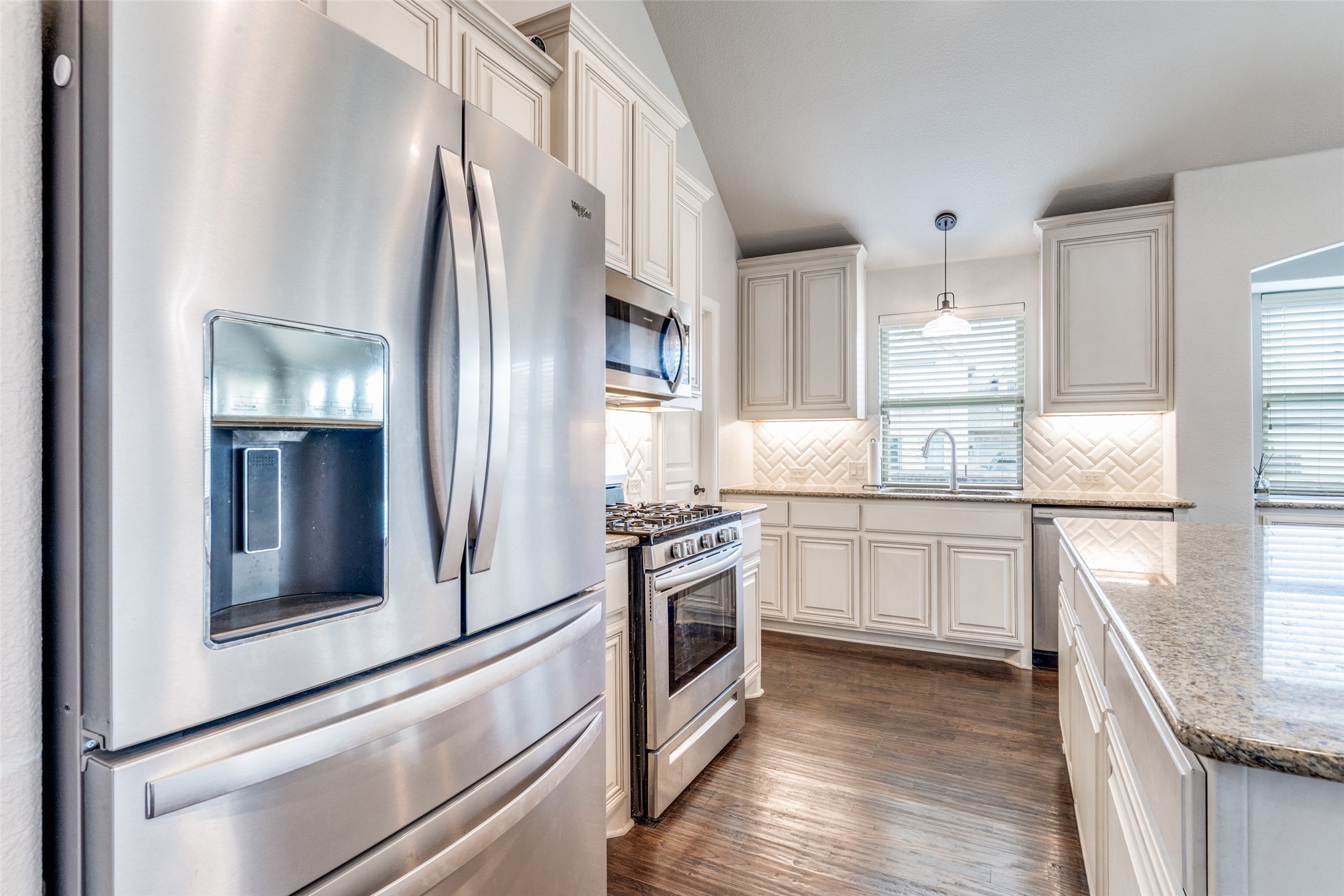 1119 Kettlewood Drive Justin TX 76247