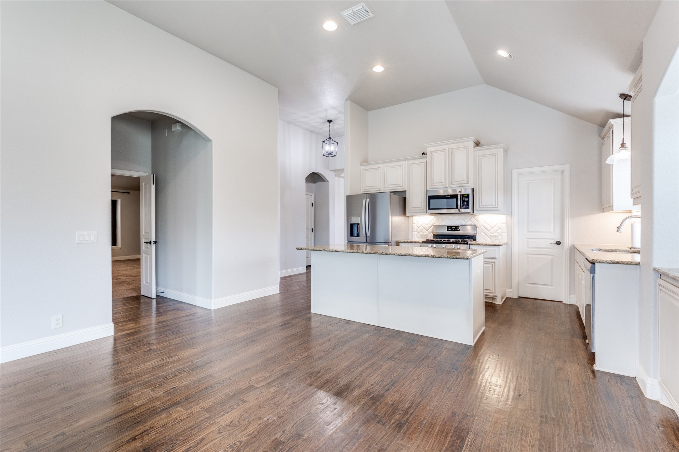 1119 Kettlewood Drive Justin TX 76247
