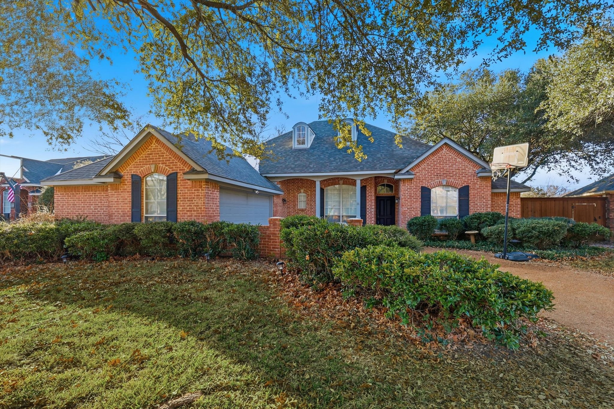 3318 Summergrove Drive Arlington TX 76001