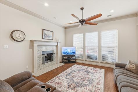 3318 Summergrove Drive Arlington TX 76001