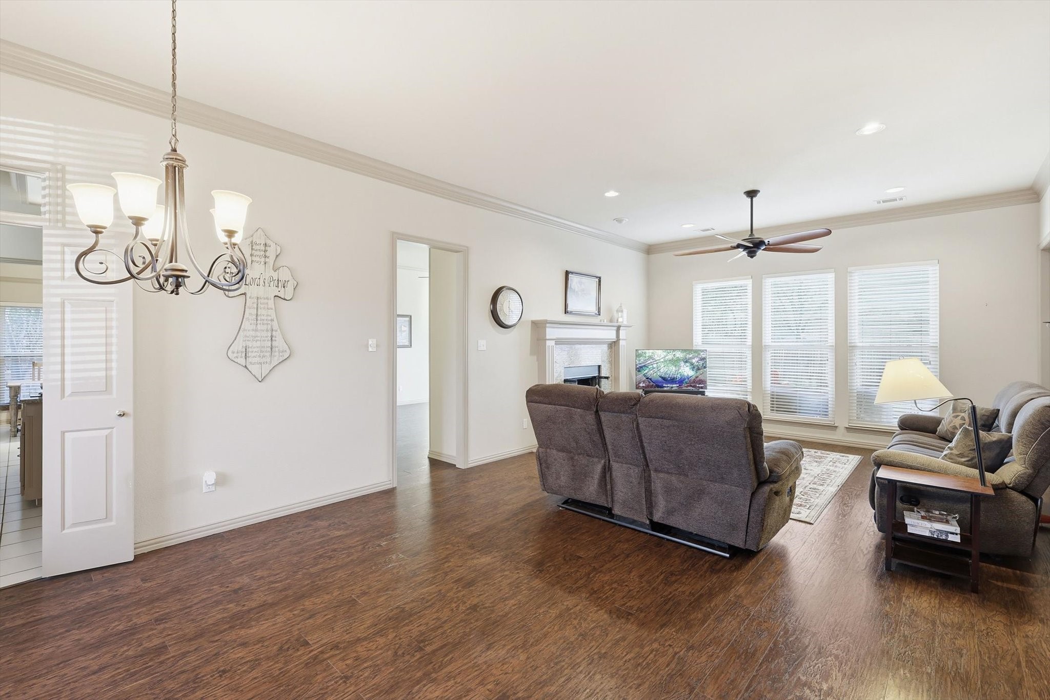 3318 Summergrove Drive Arlington TX 76001