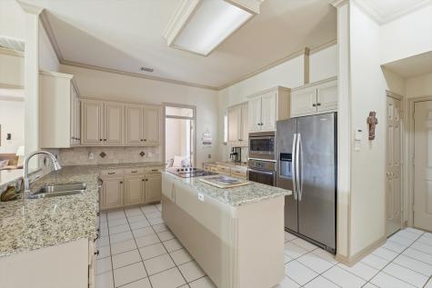 3318 Summergrove Drive Arlington TX 76001
