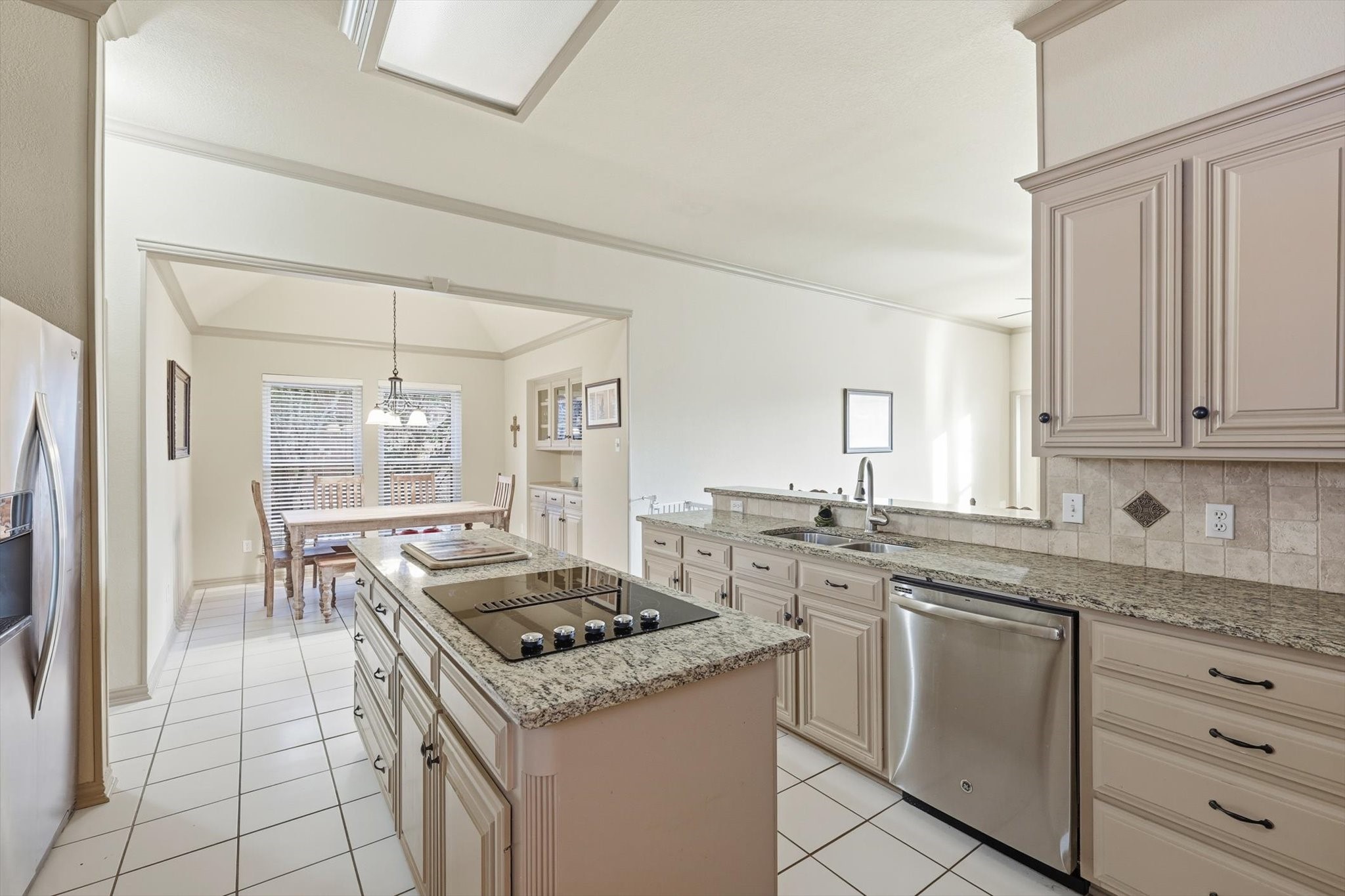 3318 Summergrove Drive Arlington TX 76001