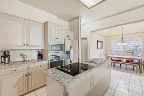 3318 Summergrove Drive Arlington TX 76001