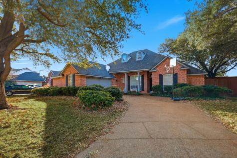 3318 Summergrove Drive Arlington TX 76001