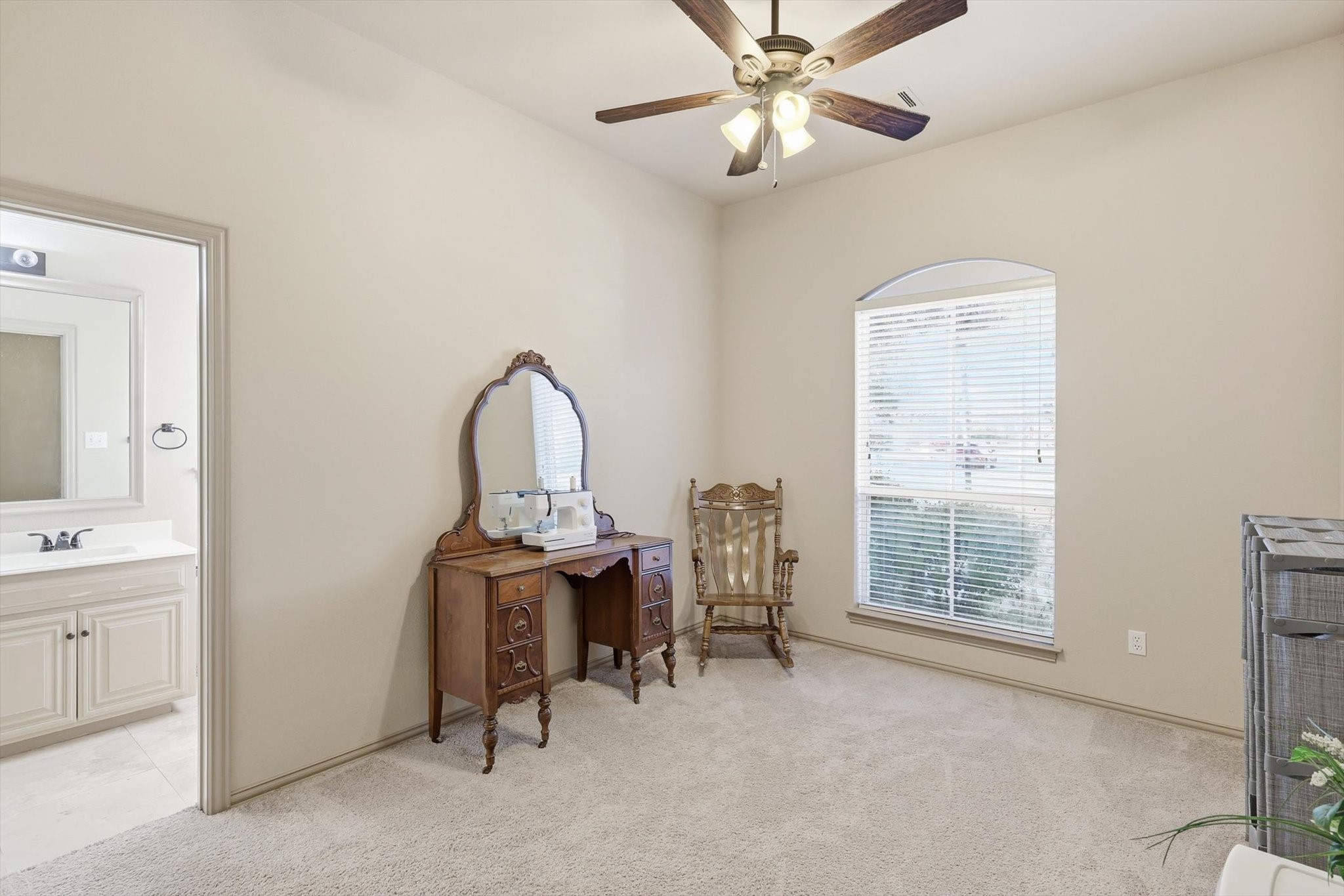 3318 Summergrove Drive Arlington TX 76001