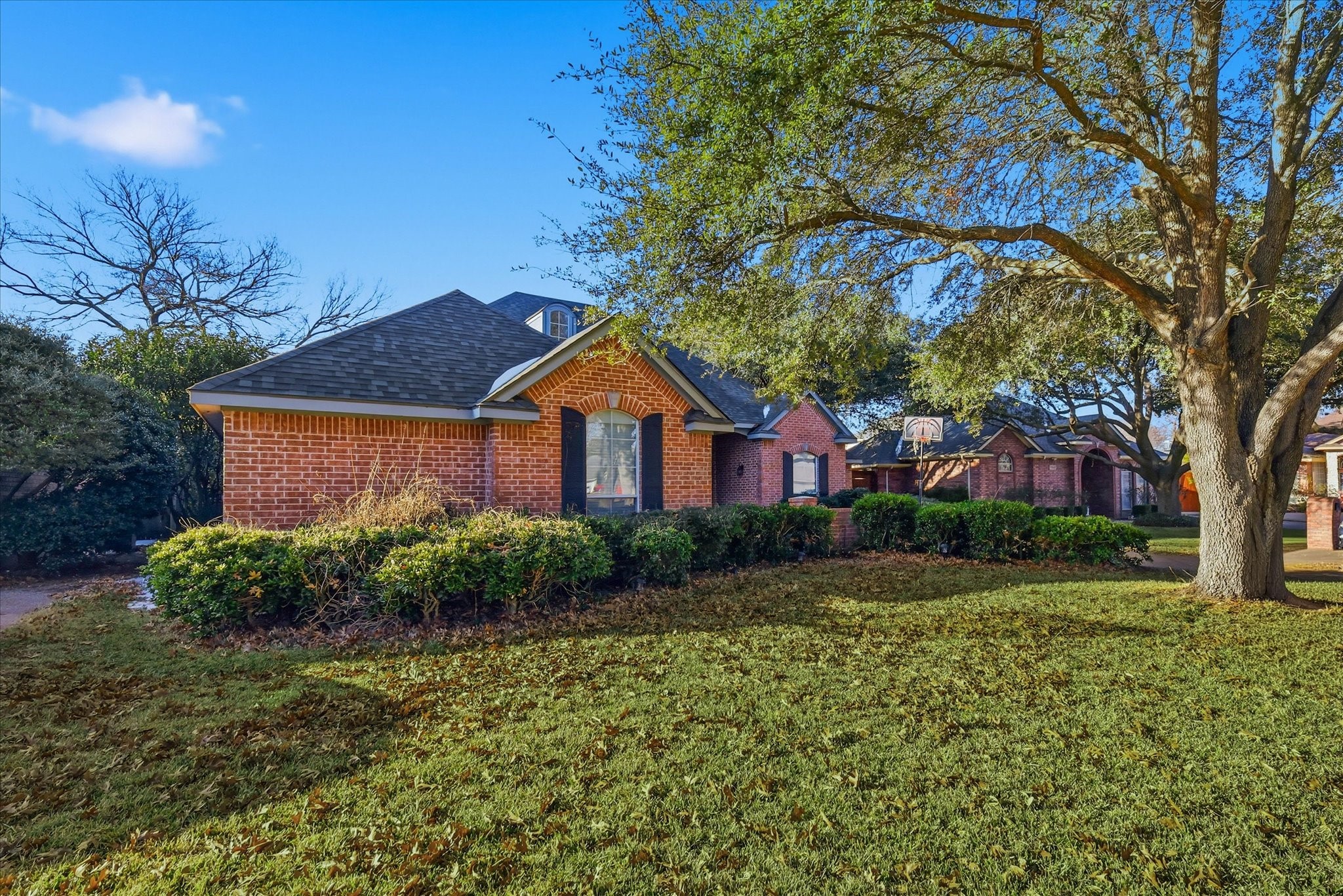 3318 Summergrove Drive Arlington TX 76001