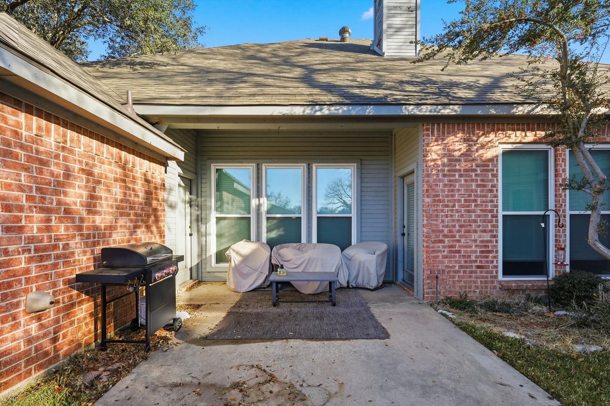 3318 Summergrove Drive Arlington TX 76001