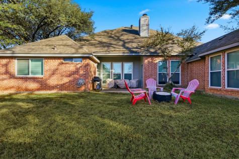 3318 Summergrove Drive Arlington TX 76001