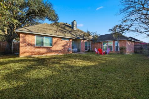 3318 Summergrove Drive Arlington TX 76001