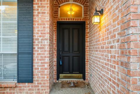 3318 Summergrove Drive Arlington TX 76001