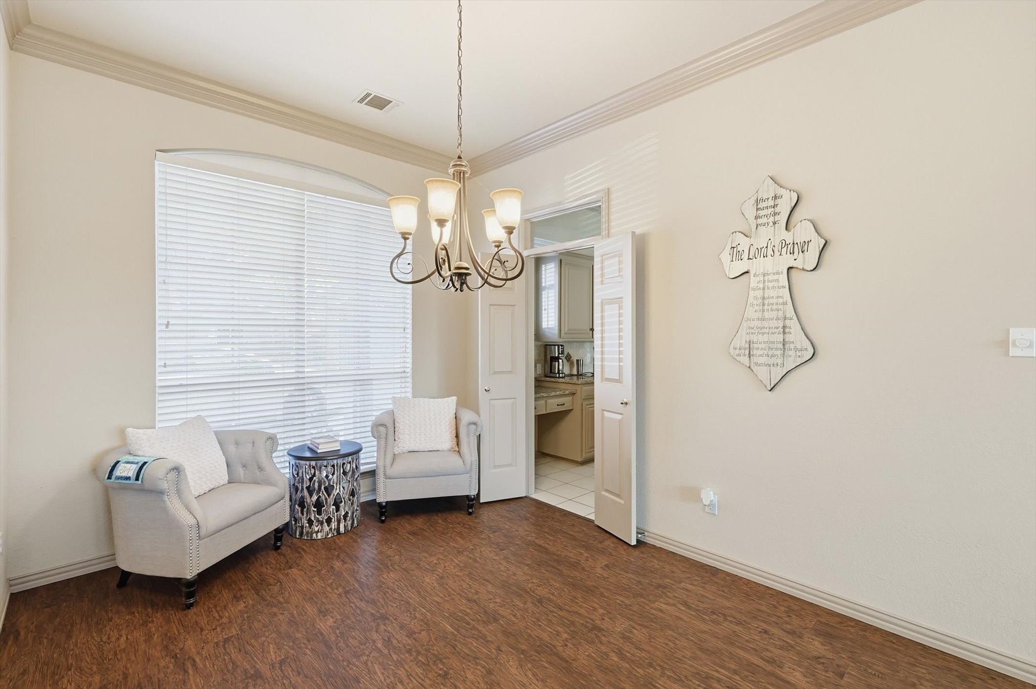3318 Summergrove Drive Arlington TX 76001