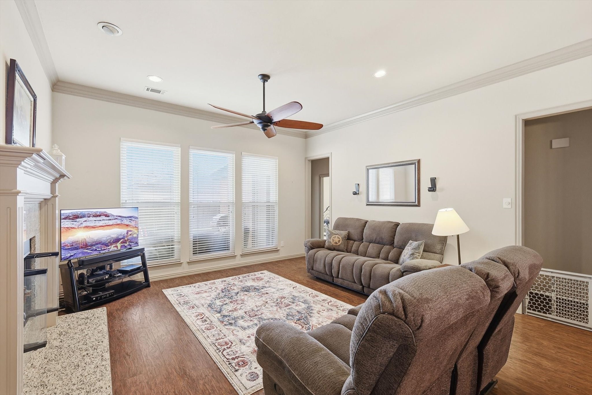 3318 Summergrove Drive Arlington TX 76001
