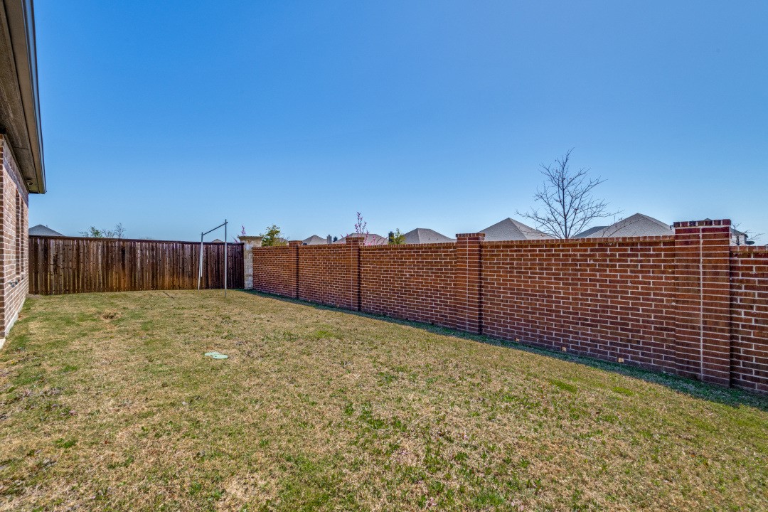 332 Braves Way Lavon TX 75166