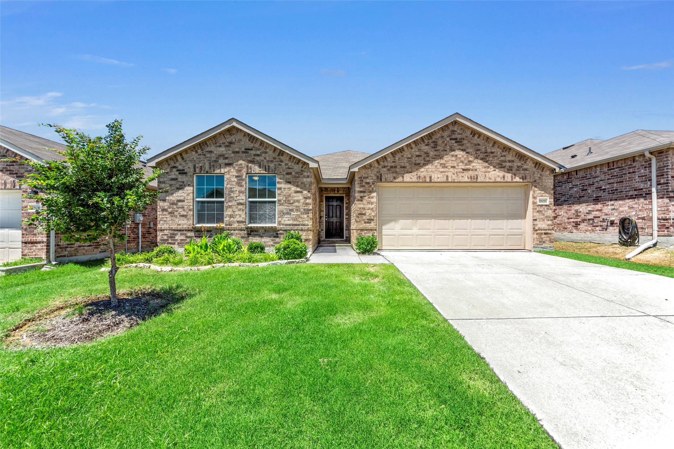 1809 Trace Drive Aubrey TX 76227