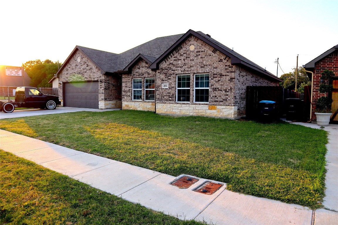 5229 Carol Avenue Fort Worth TX 76105