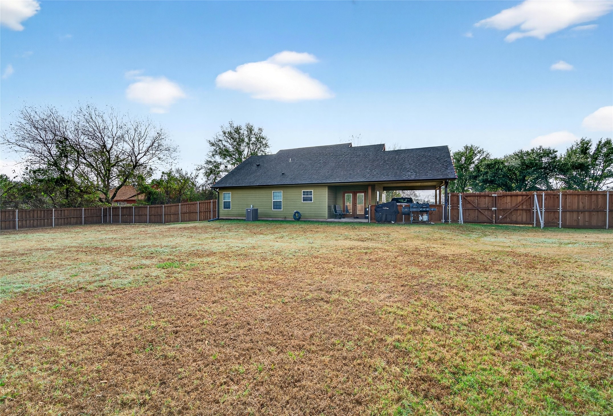 203 Mockingbird Street Ector TX 75439