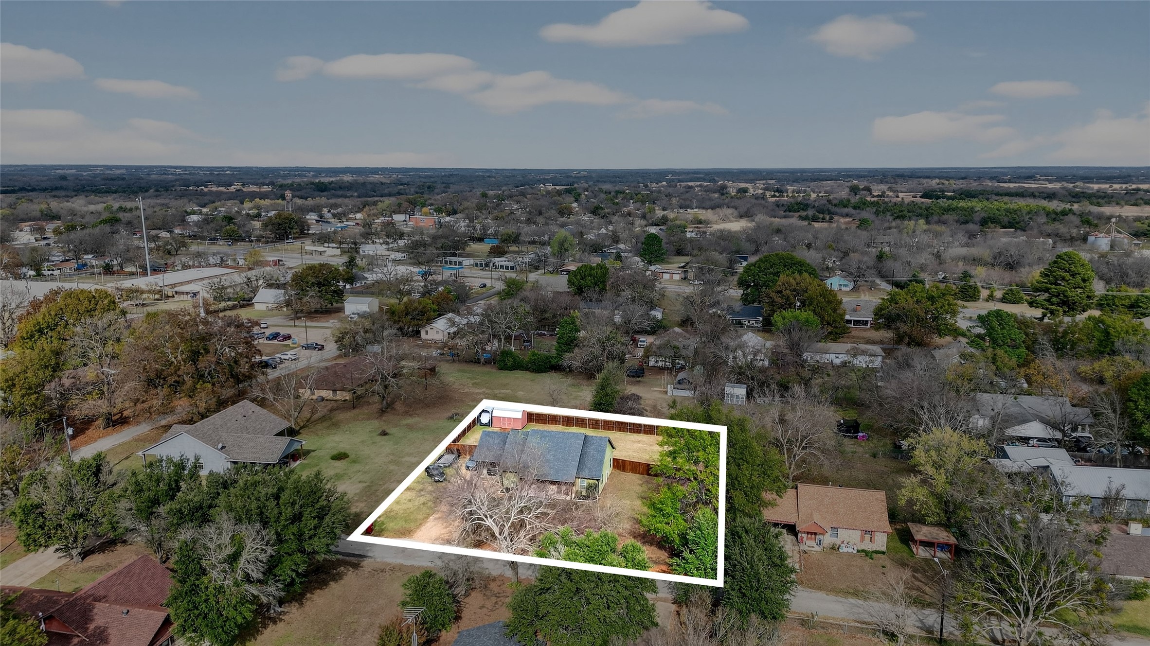 203 Mockingbird Street Ector TX 75439