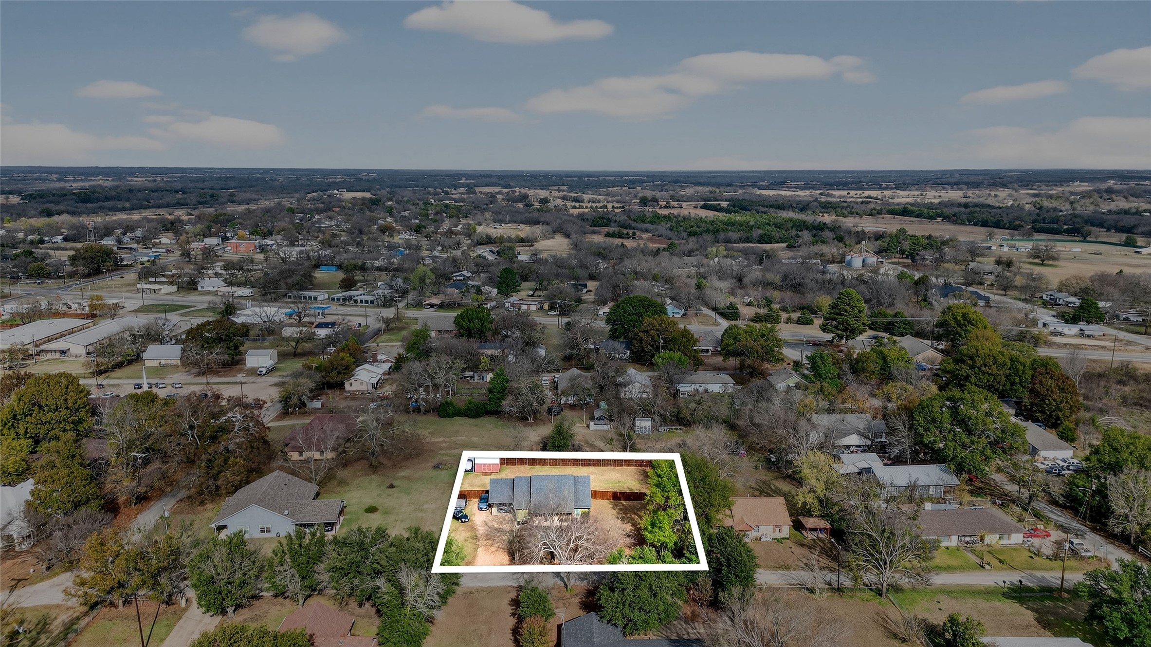 203 Mockingbird Street Ector TX 75439