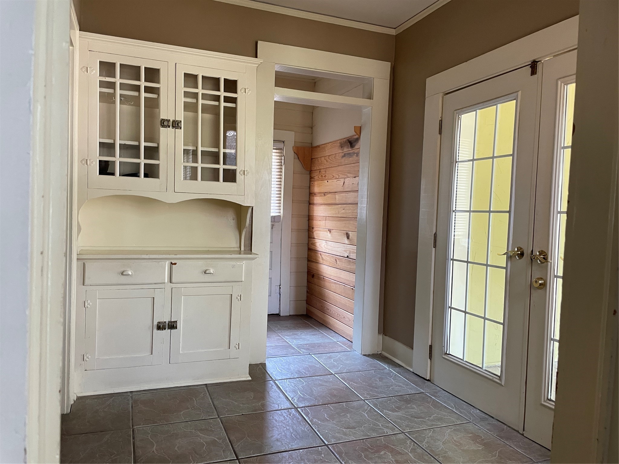 300 S Prairieville Street Athens TX 75751