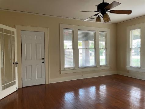300 S Prairieville Street Athens TX 75751