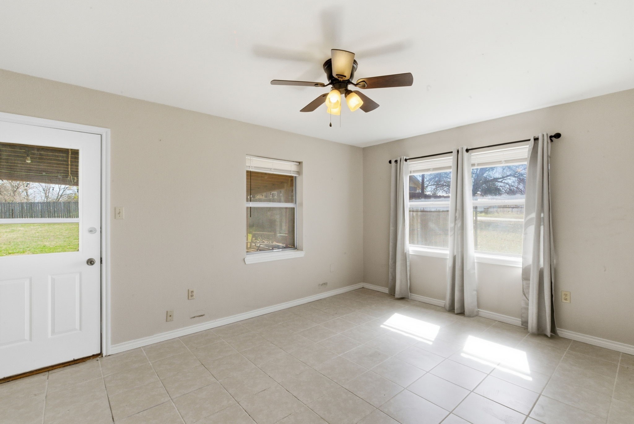 504 N Hall Street Hamilton TX 76531
