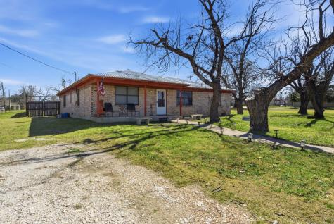 504 N Hall Street Hamilton TX 76531