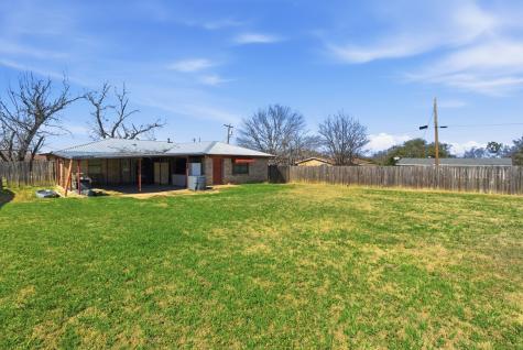 504 N Hall Street Hamilton TX 76531