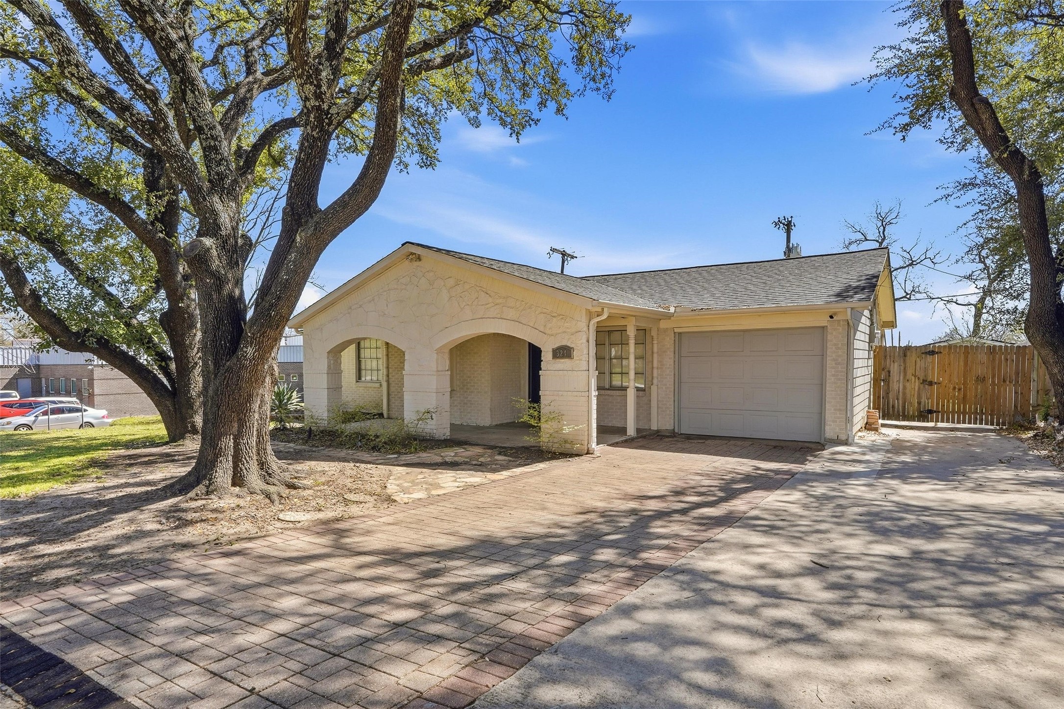 324 W Grubb Drive Mesquite TX 75149