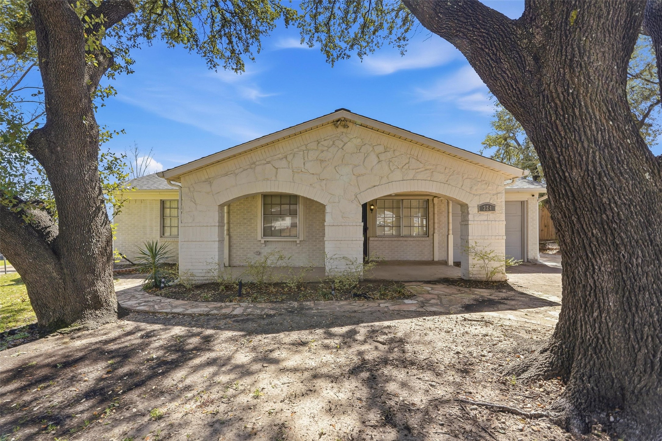 324 W Grubb Drive Mesquite TX 75149