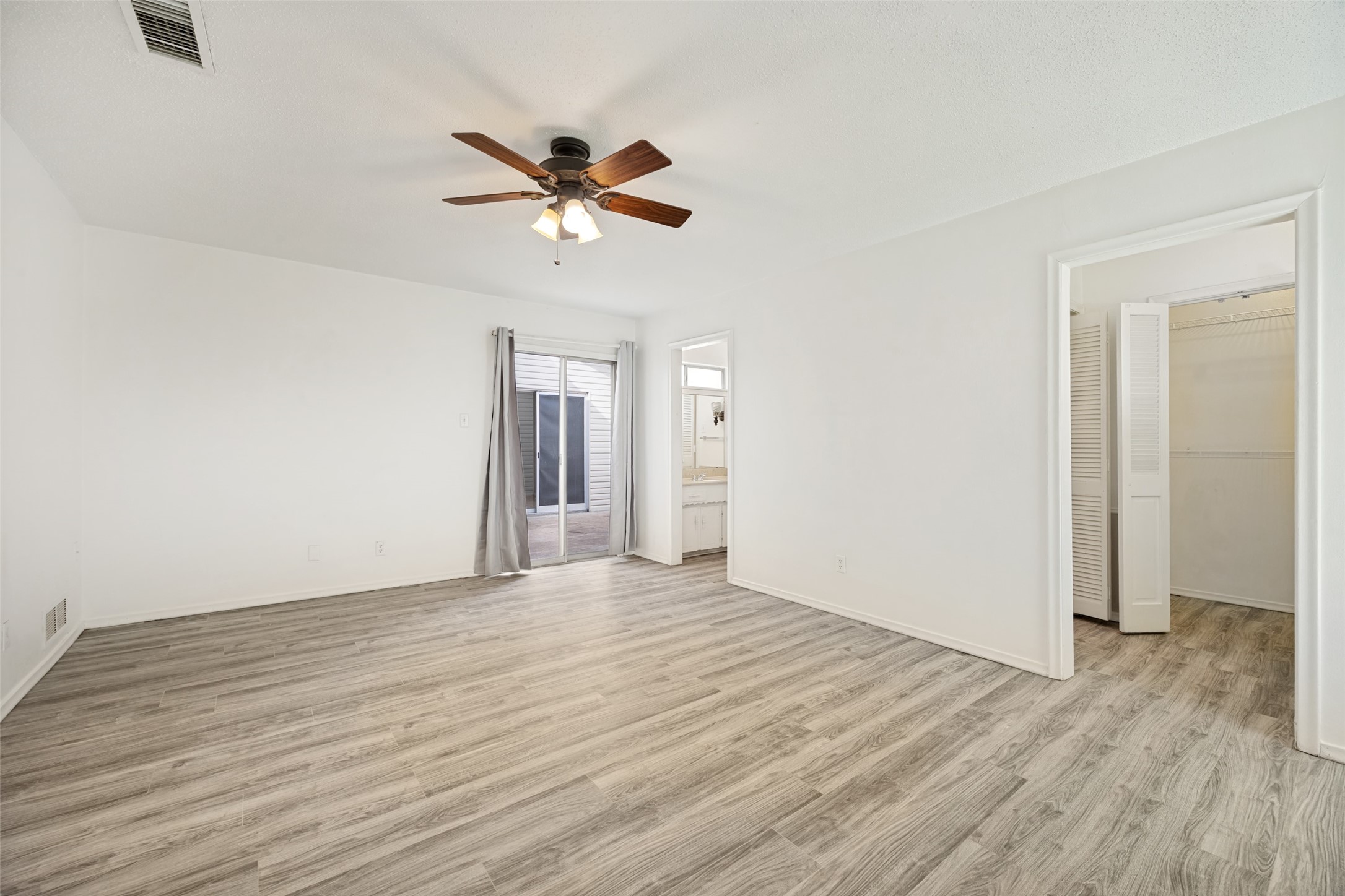 2731 Forest Grove Drive Richardson TX 75080