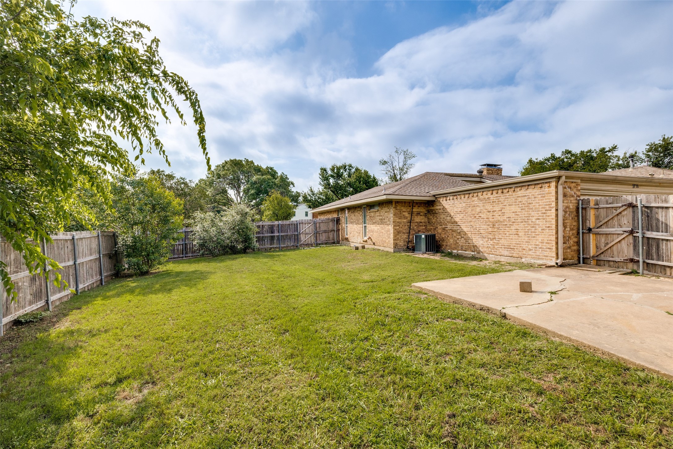 2731 Forest Grove Drive Richardson TX 75080
