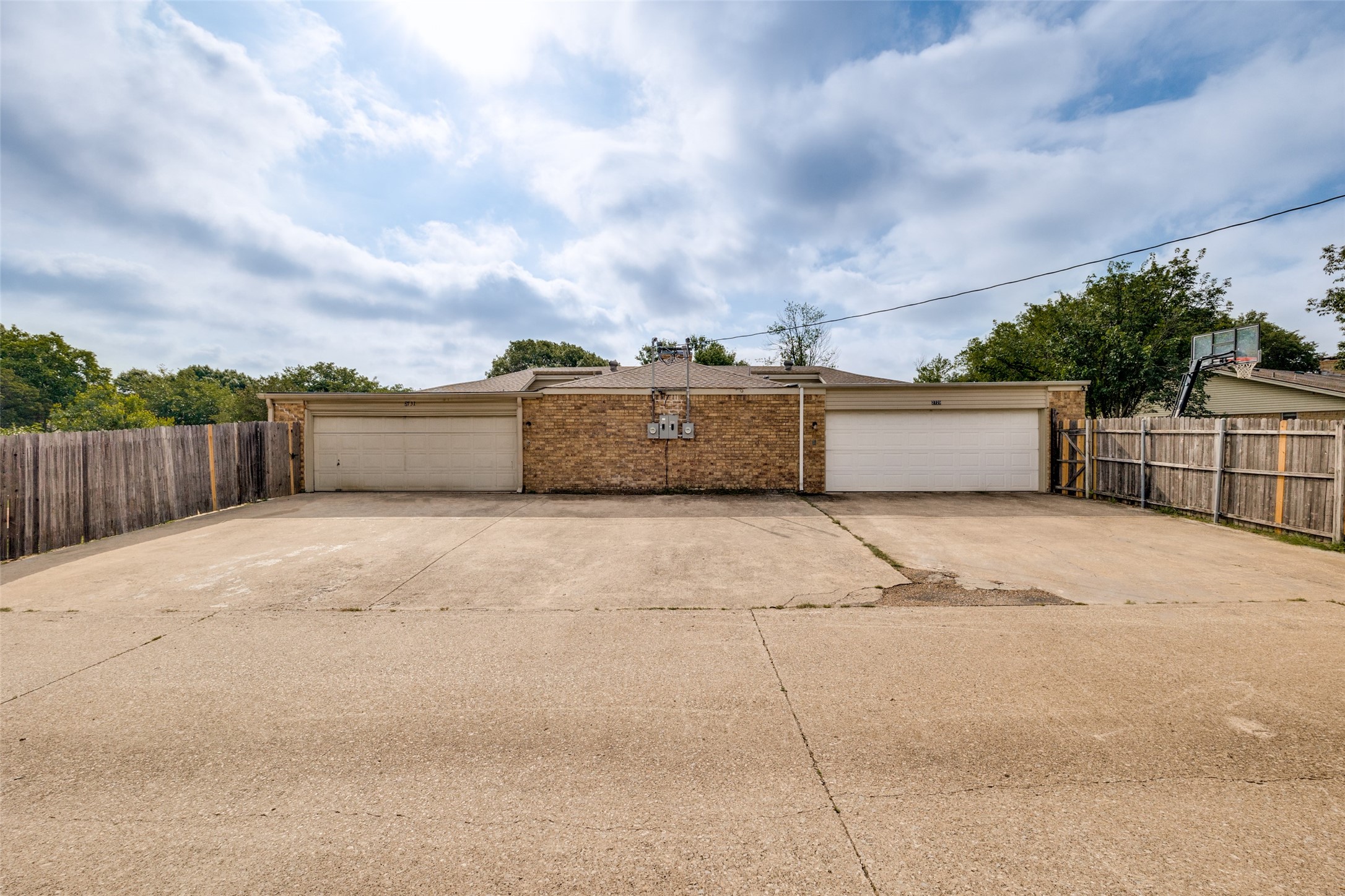2731 Forest Grove Drive Richardson TX 75080