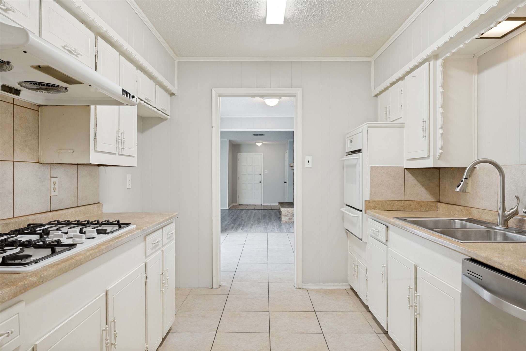 2731 Forest Grove Drive Richardson TX 75080