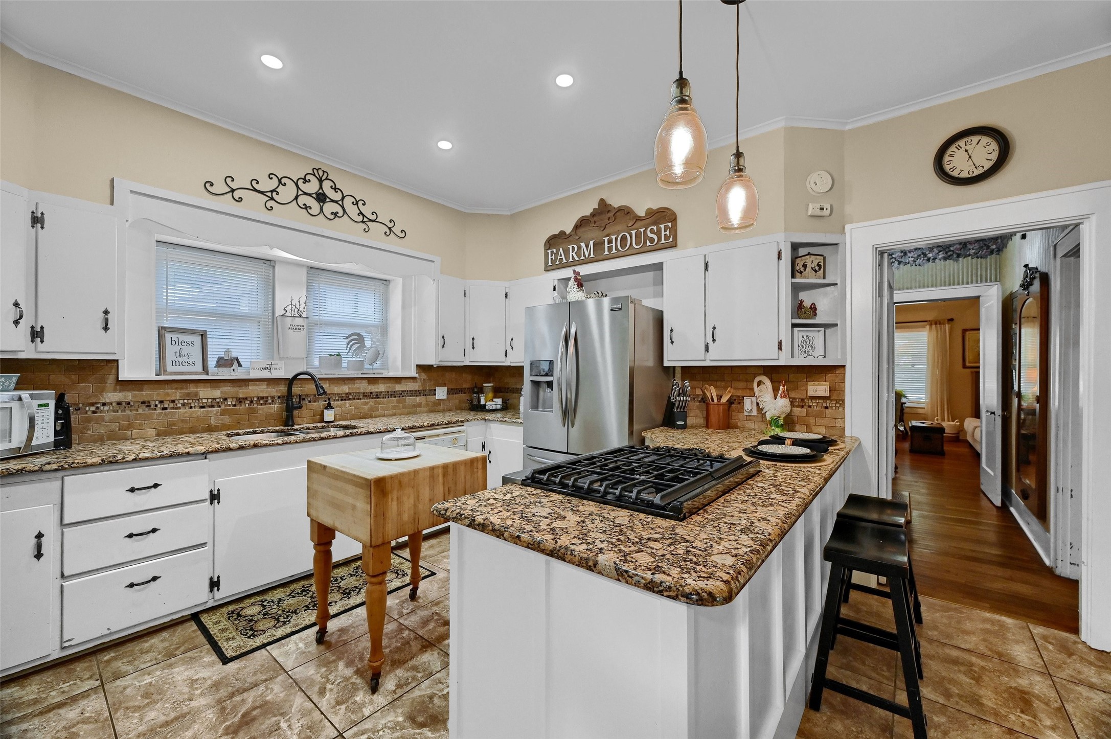 706 N Woods Street Sherman TX 75092