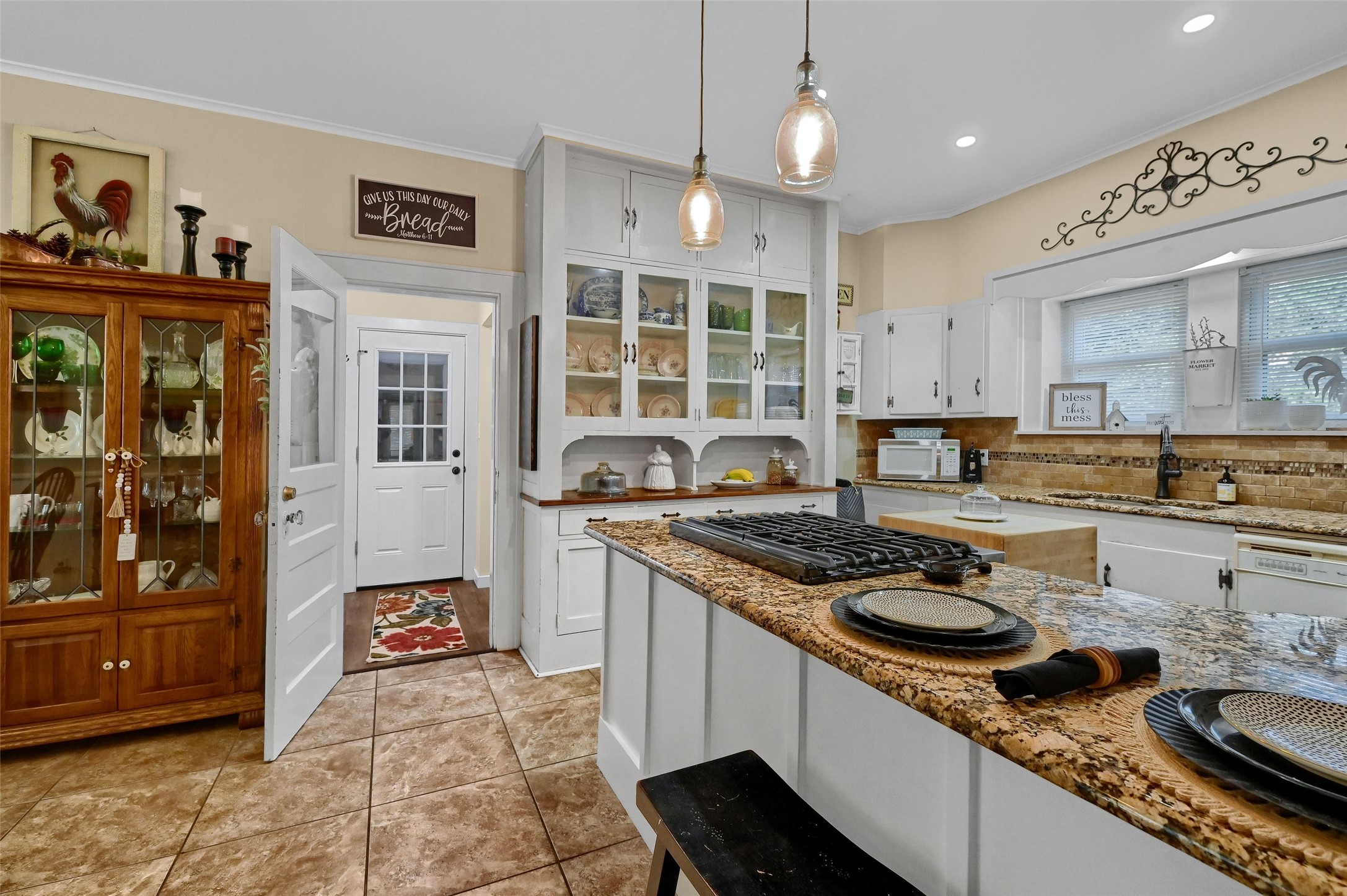 706 N Woods Street Sherman TX 75092