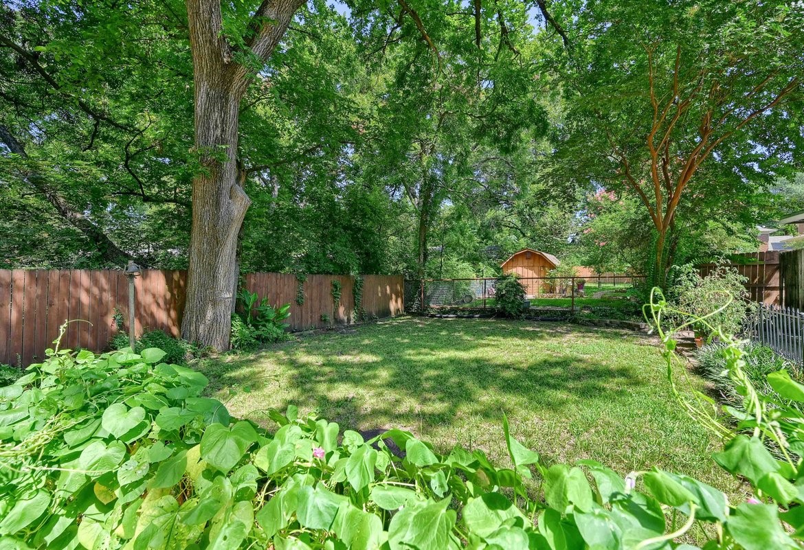 706 N Woods Street Sherman TX 75092
