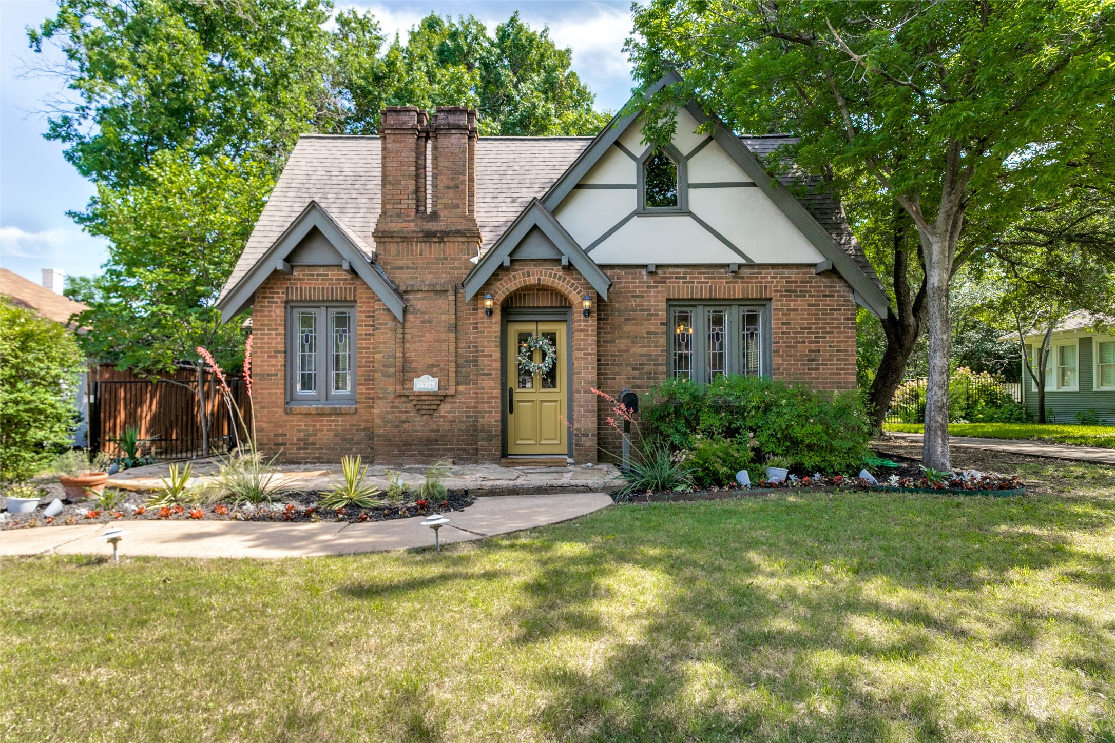 5936 Palo Pinto Avenue Dallas TX 75206