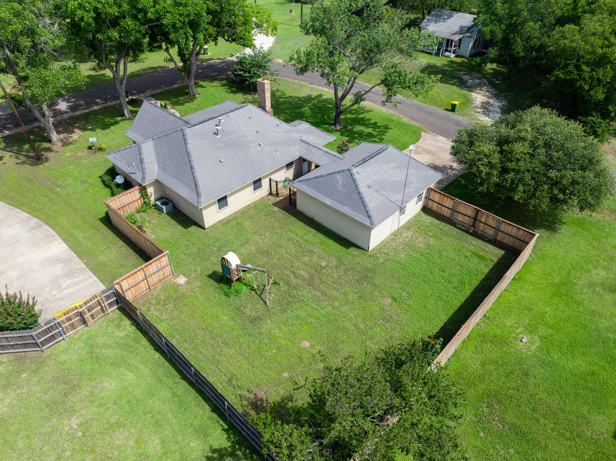 417 N Hamburg Street Bremond TX 76629